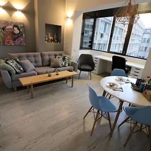 Cozy Novotel Studio - Free Minibar - Quiet & Peace , Bucharest Romania
