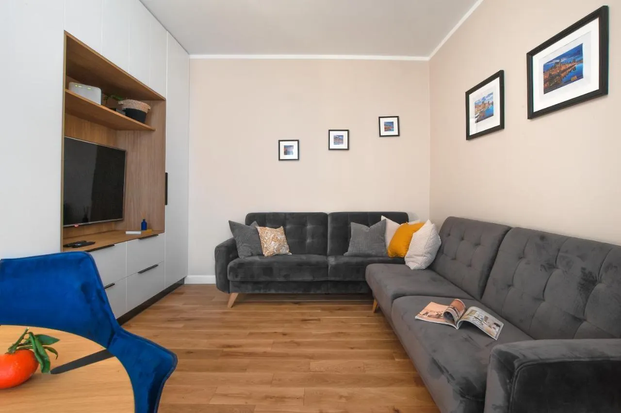M&J Apartments - Garden Gates Гданьск 0*,  Польша
