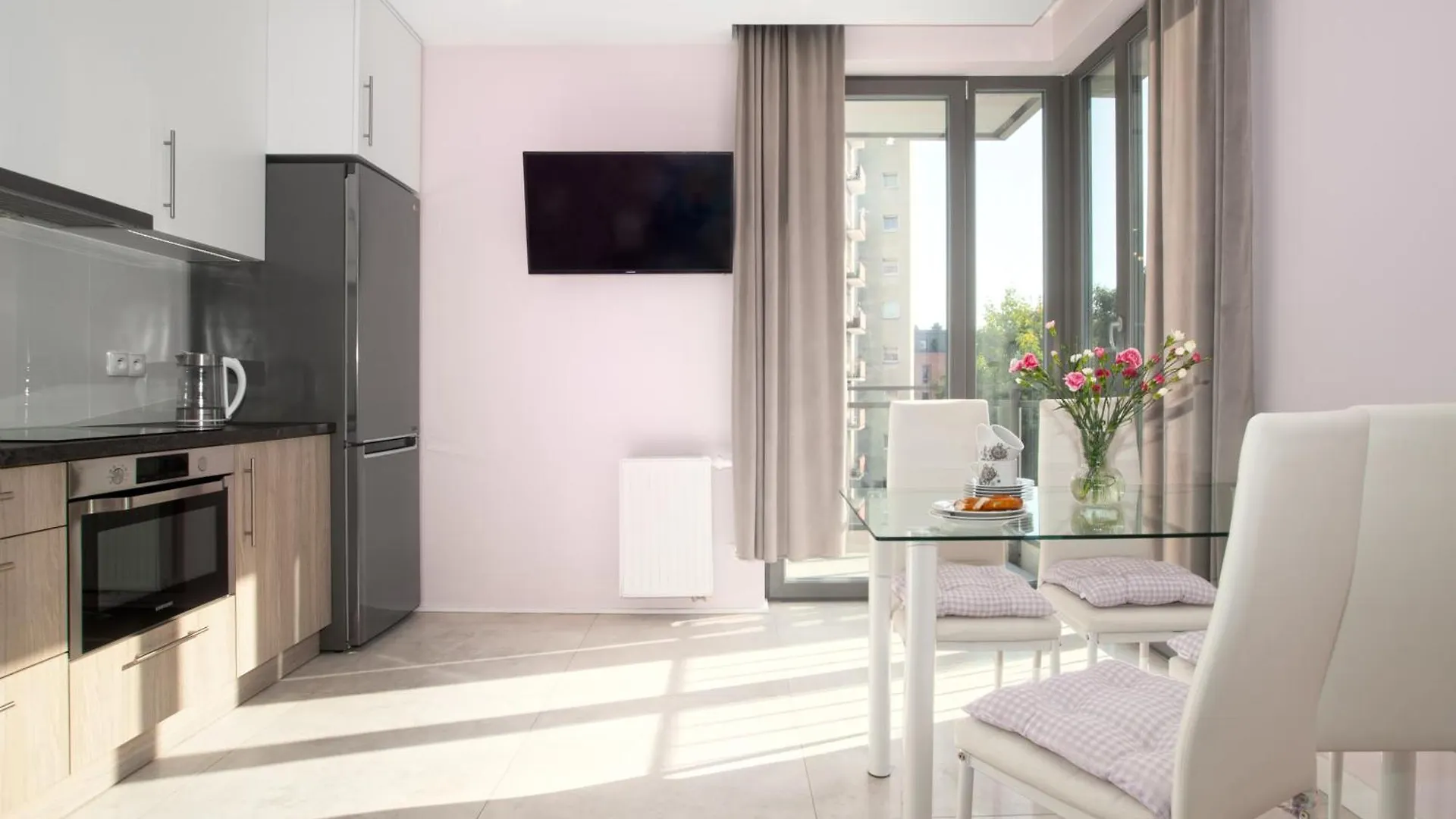 M&J Apartments - Garden Gates Гданьск Польша